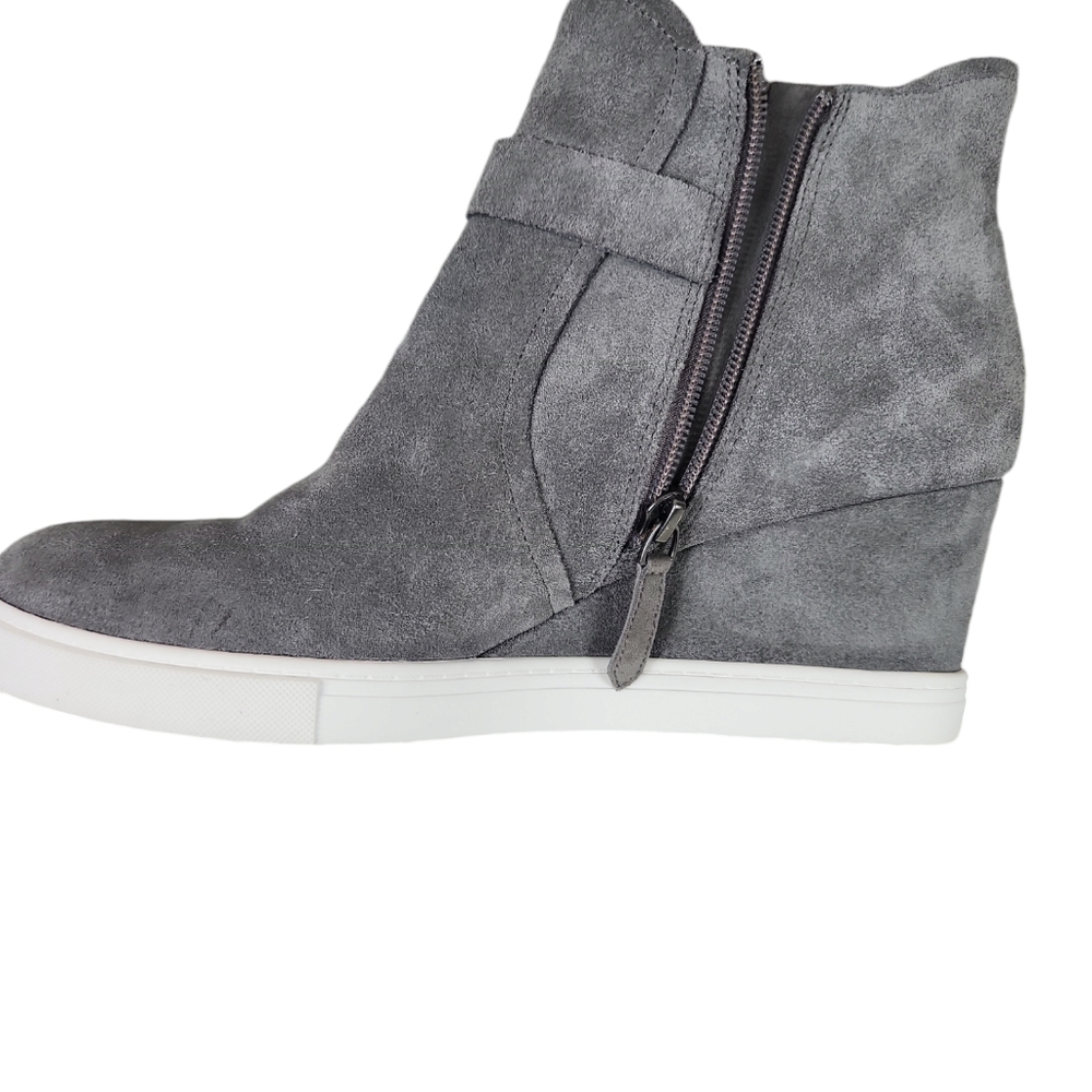 Linea Paolo, Woman's Gray suede wedge Sneaker Bootie, rarely worn, Size 10 - Picture 4 of 10